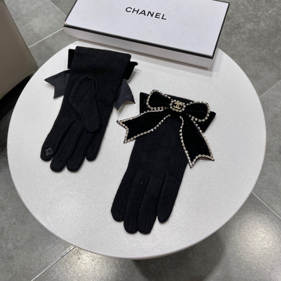 Chanel香奈儿2023秋冬羊毛手套值得对比同款不同品质秒杀市场差产品羊毛内里不加绒经典不过时款.喜欢