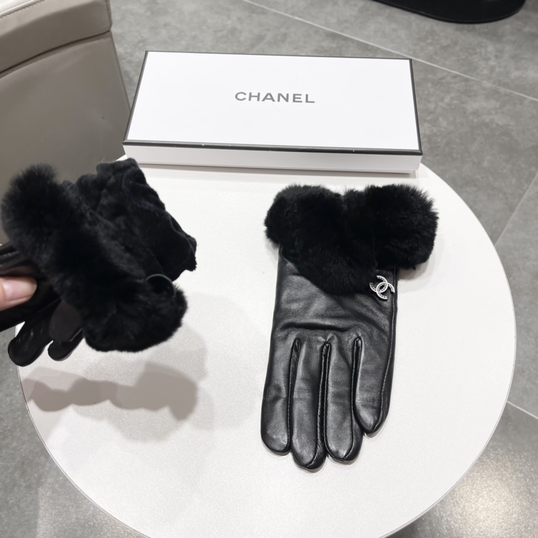 Chanel香奈儿2023秋冬双C懒兔毛羊皮手套手机触屏值得对比同款不同品质秒杀市场差产品进口一级羊皮懒