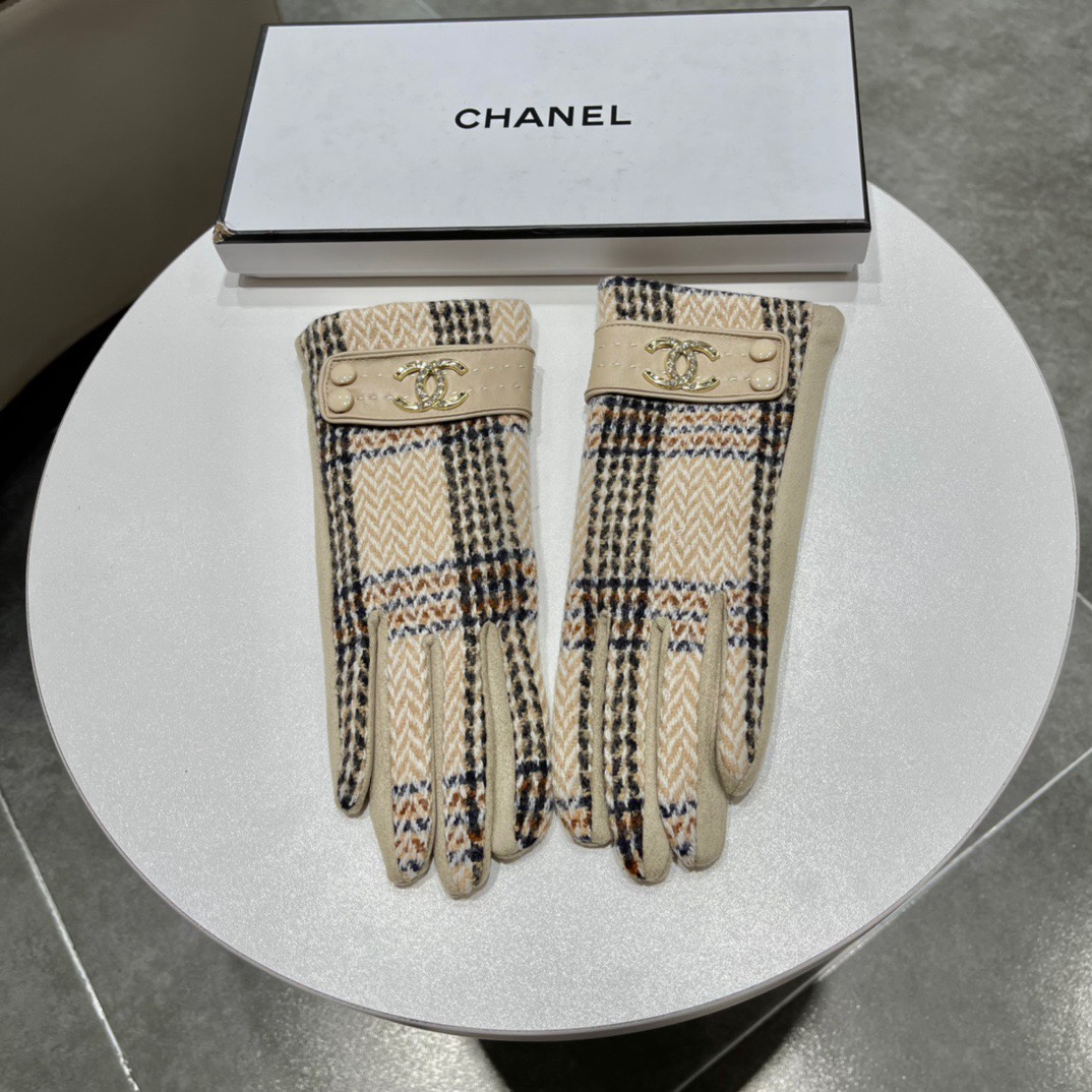 新款Chanel香奈儿专柜新品羊毛手套时尚手套秋冬保暖加绒内里上手超舒适柔软百搭！均码