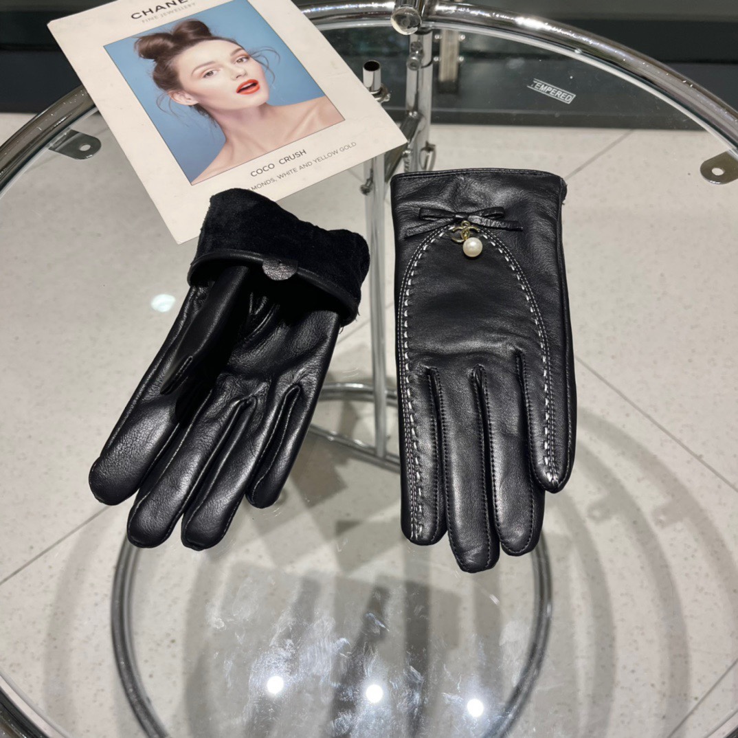 香奈儿新款女士手套一级羊皮皮质超薄柔软舒适特显手型质感超群码数ML