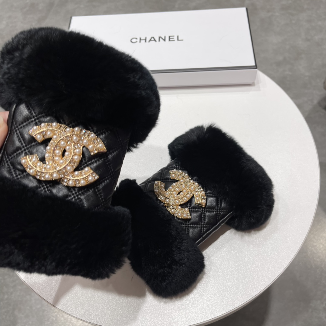 ️Chanel香奈儿2023秋冬短款懒兔毛手套值得对比同款不同品质秒杀市场差产品进口一级羊皮懒兔毛内里加