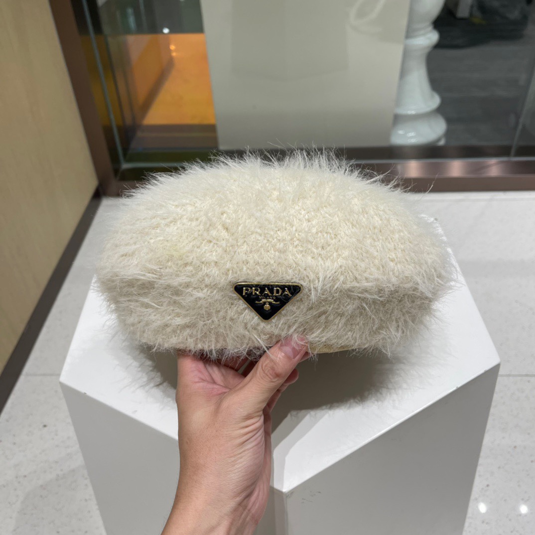 Chanel Matelasse Shoulder Bag Lambskin Sheepskin A33814 r7_0210