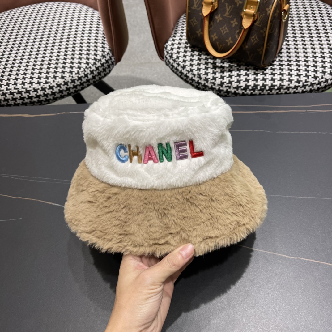 【CHANEL香奈儿】秋冬款小香风毛绒渔夫帽，韩版设计～穿搭必备