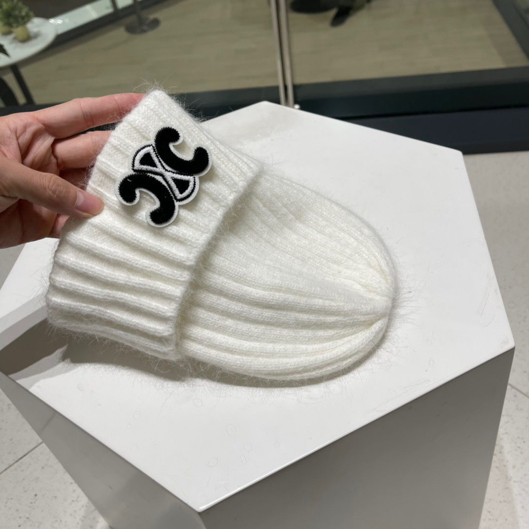 【CELINE赛琳】秋冬新兔毛针织毛线帽，超火爆💖质感一流，出街超好搭配！