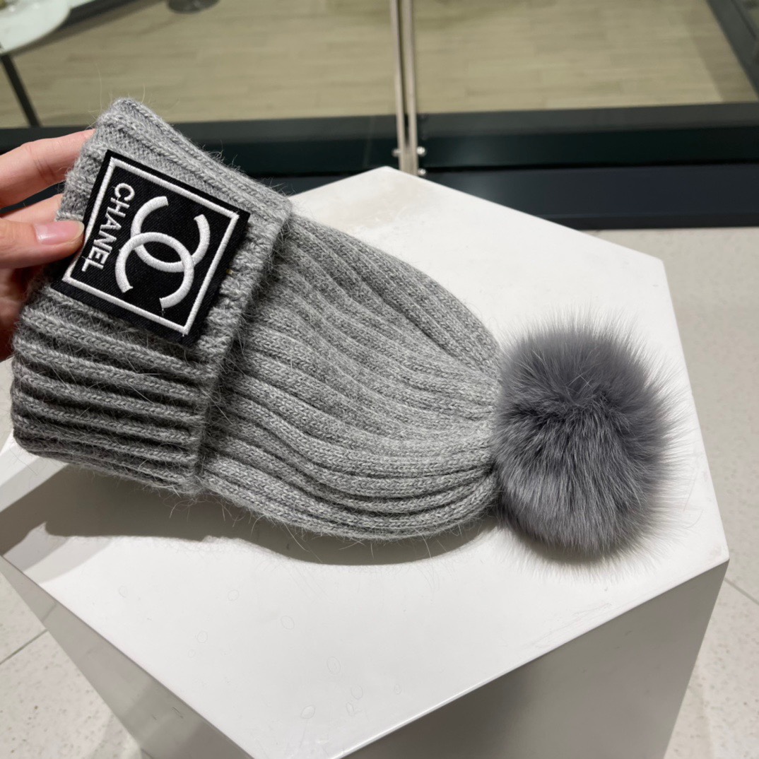 【CHANEL香奈儿】秋冬兔毛新款针织小香风针织毛线帽，走量款～出街超好搭配！