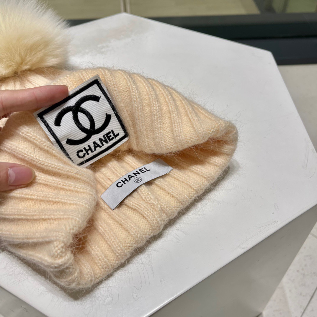 【CHANEL香奈儿】秋冬兔毛新款针织小香风针织毛线帽，走量款～出街超好搭配！