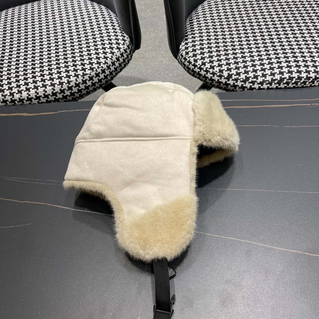 MONCLER拼接麂皮绒毛绒雷锋帽子男女户外滑雪保暖加厚骑车防寒东北帽