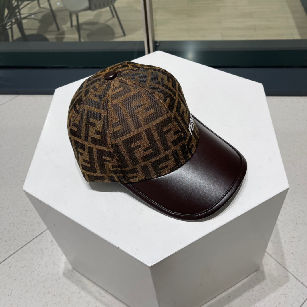  🧢芬迪FENDI。新款夏帽，棒球帽，超级无敌好看的帽子