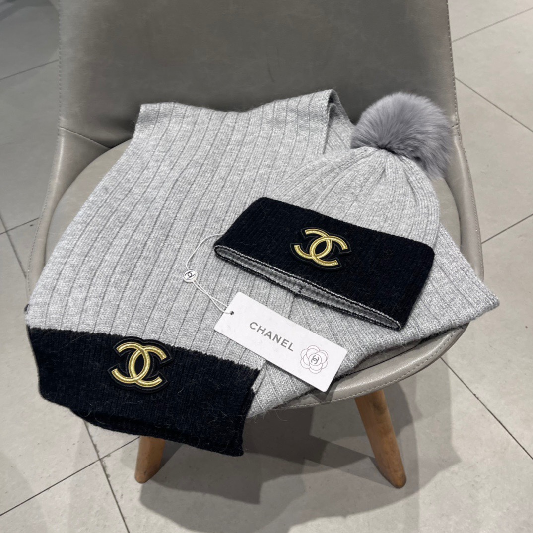 Chanel香奈儿2023秋冬新款羊毛套装，帽子围巾,百分百羊毛面料🦙，黑