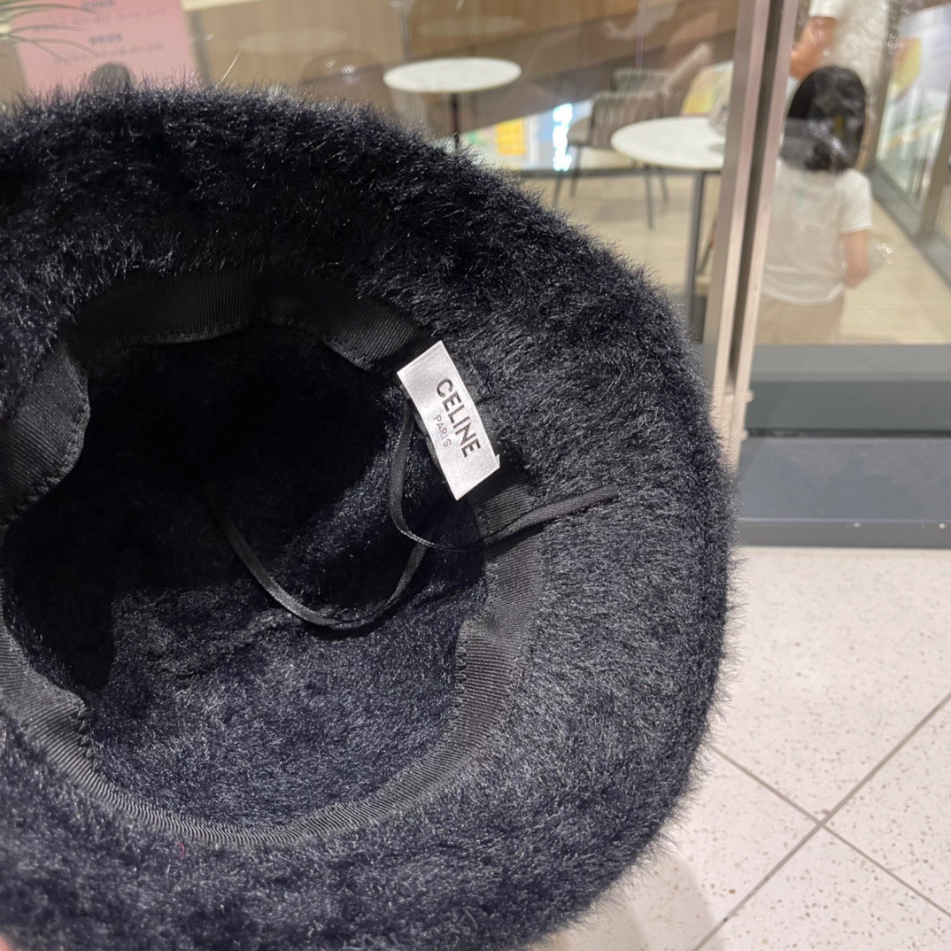 CELINE赛琳秋冬新款水桶帽出街必备超好搭配高品质内标齐全赶紧入手！
