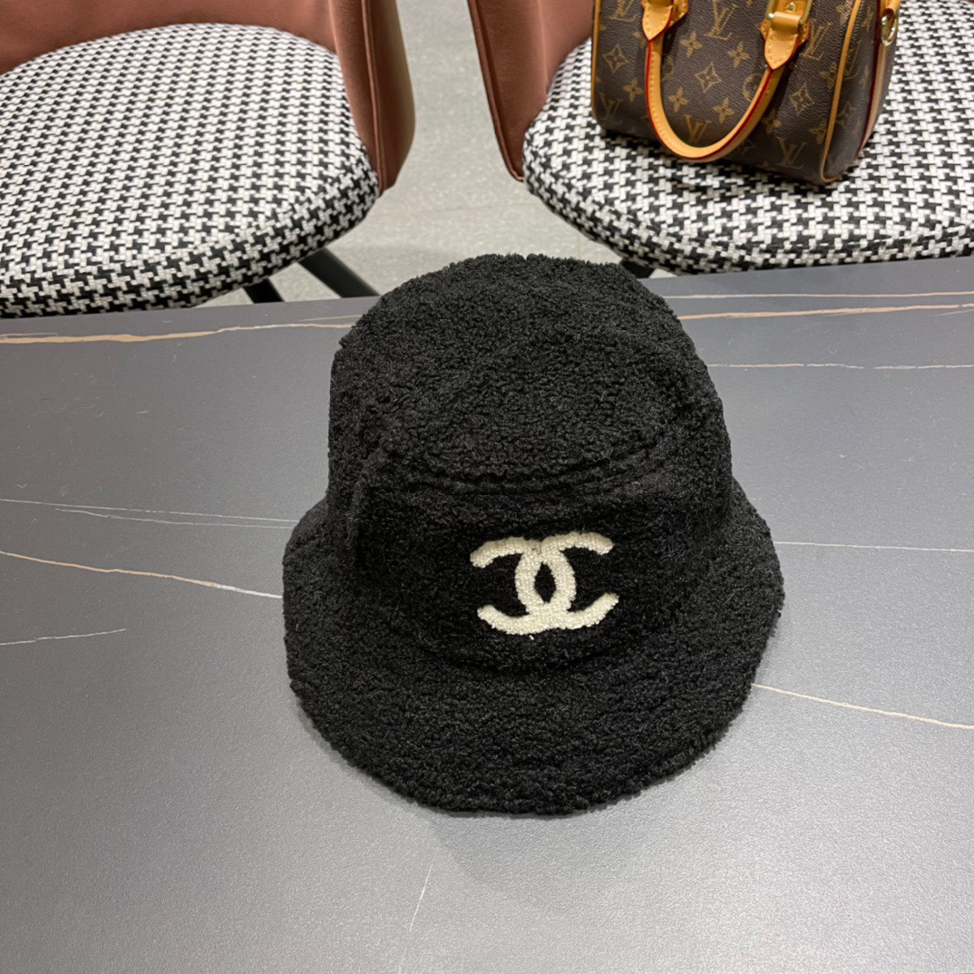 NO:190199,【CHANEL Chanel】New Lamb Fur Small Flavor Fisherman Hat, super easy to match, a hat with closed eyes, fisherman hat baseball hat knit hat, hat, chanel, chanel, espadrilles, hats19860909【CHANEL香奈儿】新款羊羔毛小香渔夫帽,超好搭配,闭眼入的一款帽子渔夫帽棒球帽针织帽,帽子,chanel,chanel,espadrilles,hats,hat