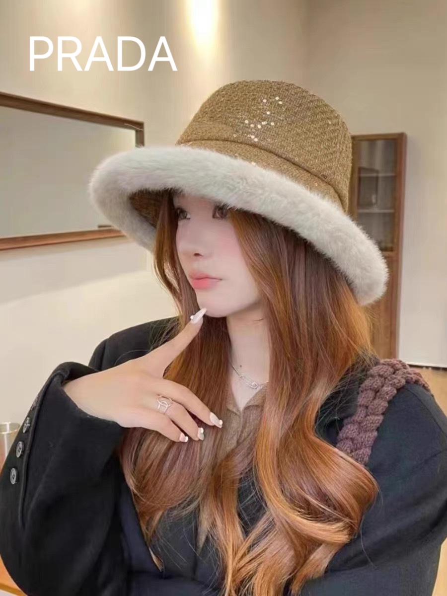 普拉达Prada23新款高品质亮片渔夫帽高级定制做工精细欧美时尚风格秋冬佩戴款！不入手真的要后悔！