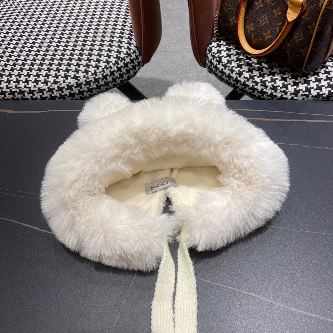 moncler秋冬季新款可爱小熊耳朵百搭毛线帽韩版显脸小保暖套头女帽