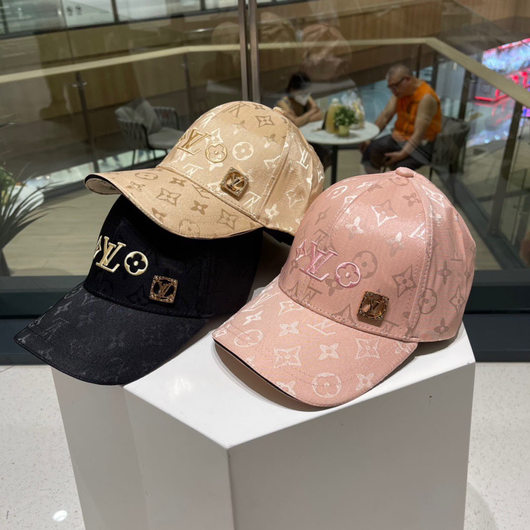 NO:190602,[LV Louis Vuitton] New counter baseball cap, new model shipped, big brand model is super easy to match, hurry up and buy it!  Hat fisherman hat baseball hat knit hat, hat, louis vuitton, louis vuitton, espadrilles,hats19860909【LV路易威登】新款专柜款棒球帽,新款出货,大牌款超好搭配,赶紧入手！帽子渔夫帽棒球帽针织帽,帽子,louis vuitton,louis vuitton,espadrilles,hats,hat