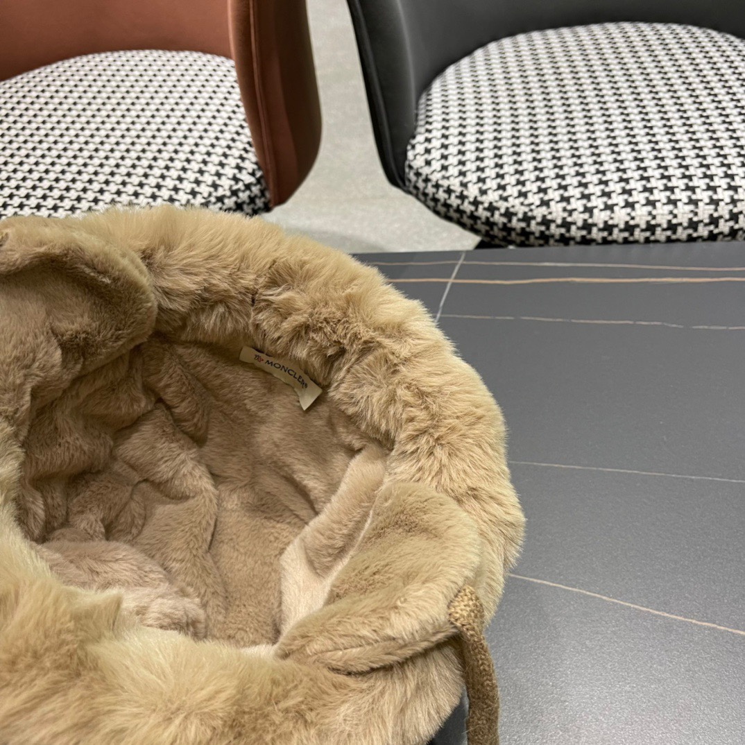  MONCLER蒙口秋冬雷锋帽子女加绒加厚耳罩毛绒韩版护耳显脸小户外防寒套头冷帽