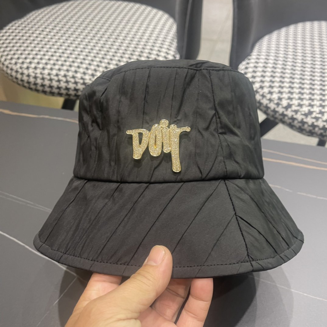 Dior迪奥2024春新款渔夫帽精致純也格调很有感觉很酷很时尚质量超赞