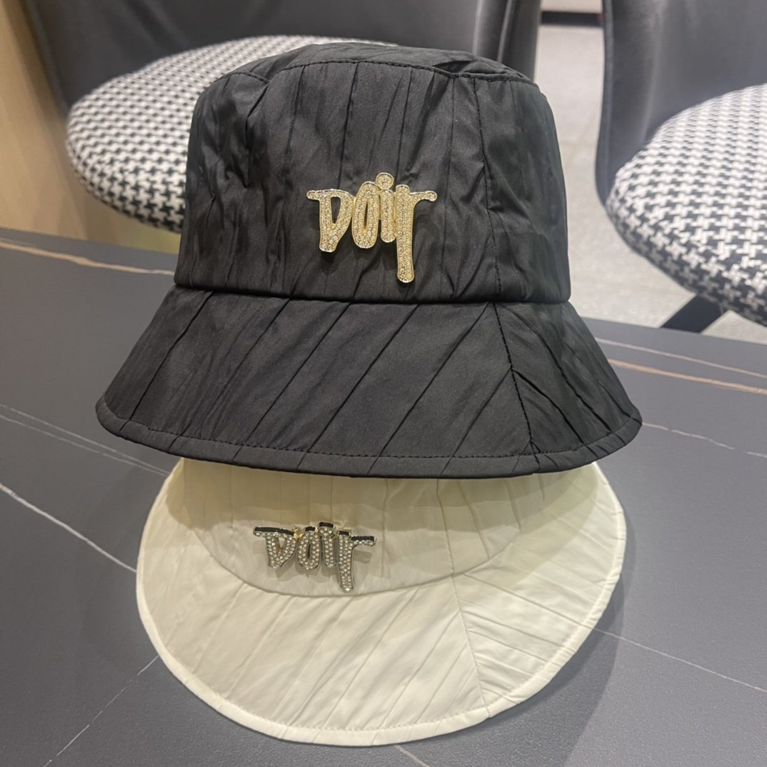 Dior迪奥2024春新款渔夫帽精致純也格调很有感觉很酷很时尚质量超赞