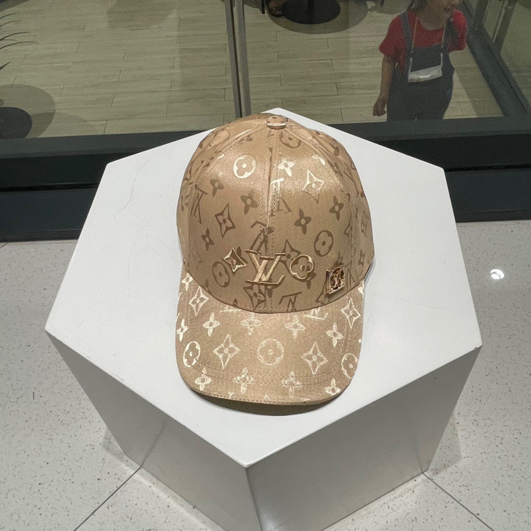 NO:191255,[LV Louis Vuitton] New counter baseball cap, new model shipped, big brand model is super easy to match, hurry up and buy it!  Hat fisherman hat baseball hat knit hat, hat, louis vuitton, louis vuitton, espadrilles,hats19860909【LV路易威登】新款专柜款棒球帽,新款出货,大牌款超好搭配,赶紧入手！帽子渔夫帽棒球帽针织帽,帽子,louis vuitton,louis vuitton,espadrilles,hats,hat