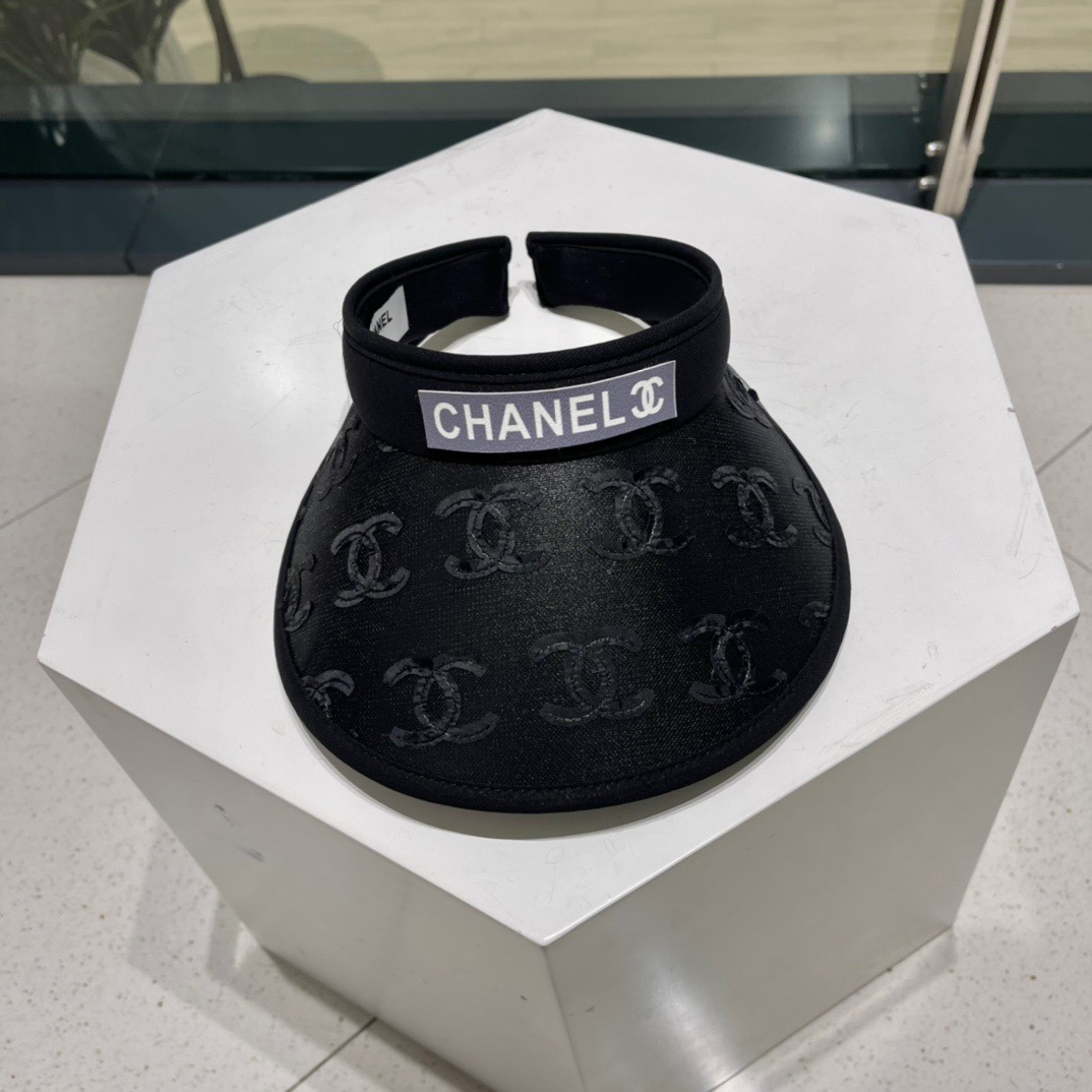 NO:220940,Chanel's new style big hat with empty top hat, all the high-end ones are here to stay!  Ice silk cotton, this summer's hot fabric, light and comfortable, high-quality hat, fisherman's hat, baseball hat, knit hat, hat, chanel, espadrilles, hats19860909香奈儿新款 大帽沿空顶帽, 一整个高级住了！冰丝棉,今年夏季的爆款面料,轻盈舒适 高品质帽子渔夫帽棒球帽针织帽,帽子,chanel,espadrilles,hats,hat