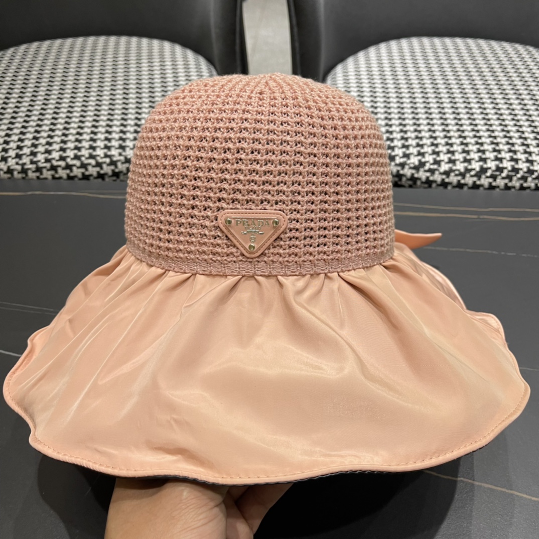 NO:192429,[Prada] New spring and summer bucket fisherman hat, new style shipped, big brand models are super easy to match, buy them now!  Essential Hats Fisherman's Hats Baseball Hats Knitted Hats, Hats, Prada, espadrilles, hats19860909【普拉达】春夏新款水桶渔夫帽,新款出货,大牌款超好搭配,赶紧入手！出街必备帽子渔夫帽棒球帽针织帽,帽子,prada,espadrilles,hats,hat