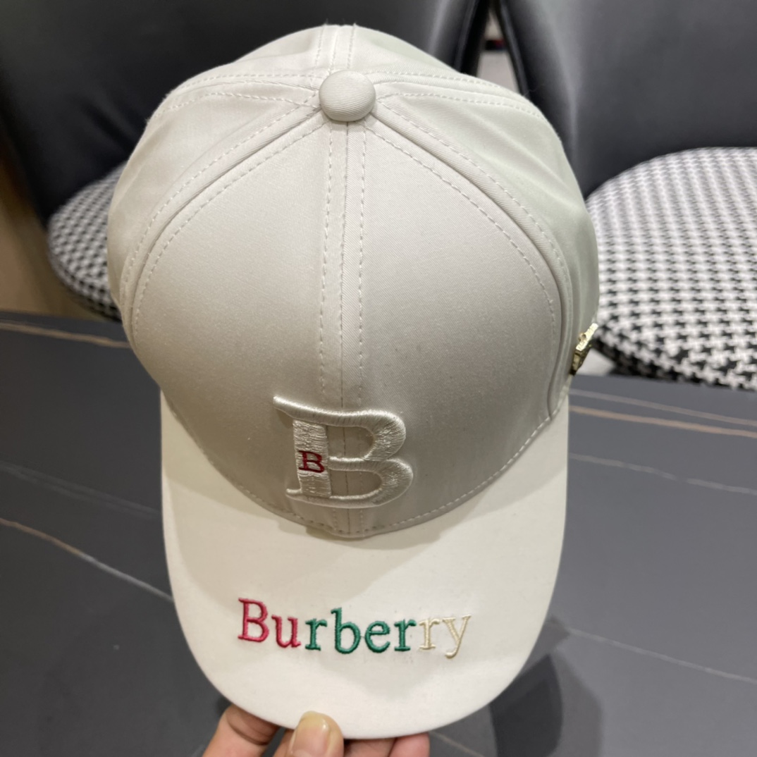  BURBERRY巴宝莉 经典网官新款经典棒球帽，渔夫帽大牌高级十感足！简约尚时风，男女同款！高质品，尊