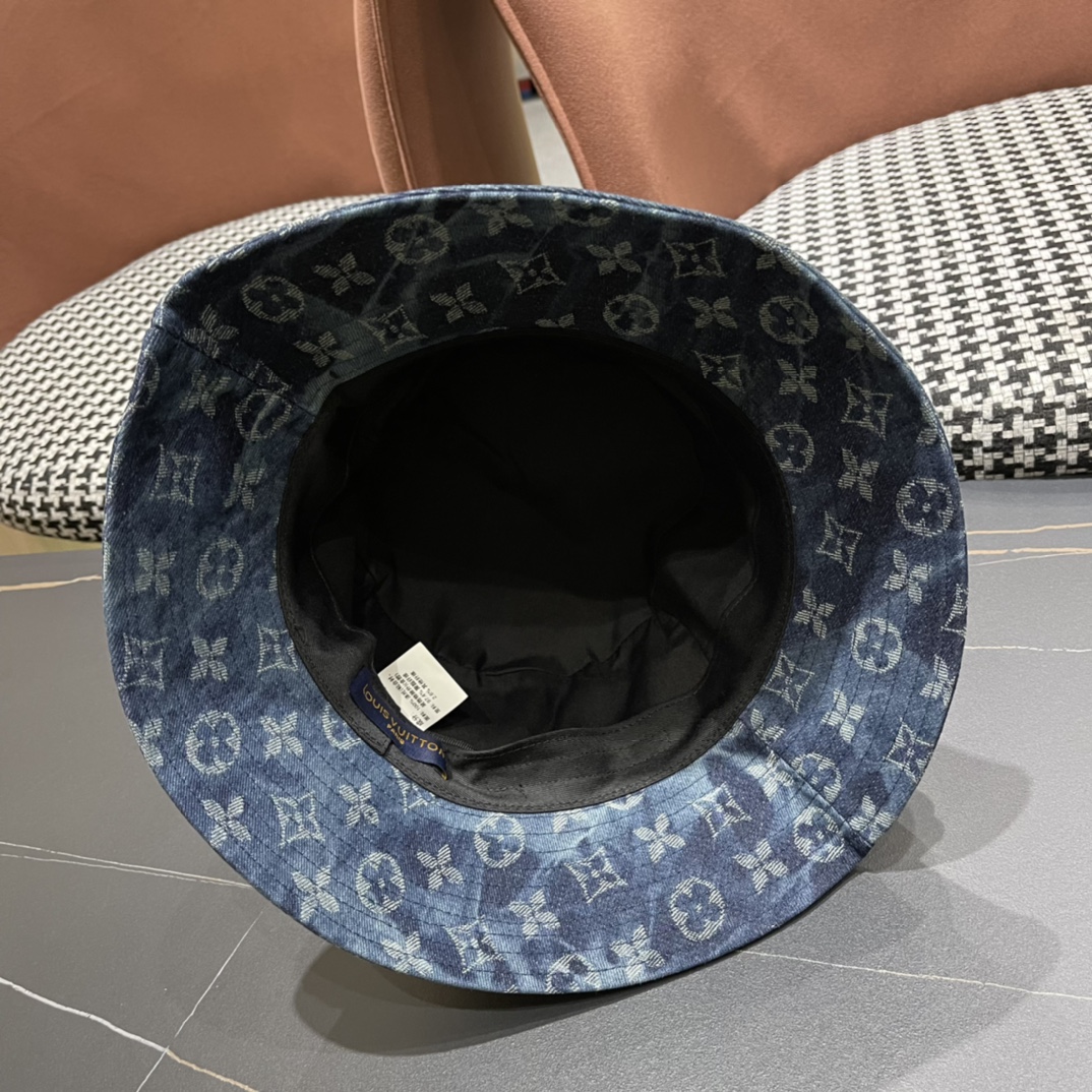  LV路易威登度阳牛仔渔夫帽，非常经典的经典出门必备，非常显脸小