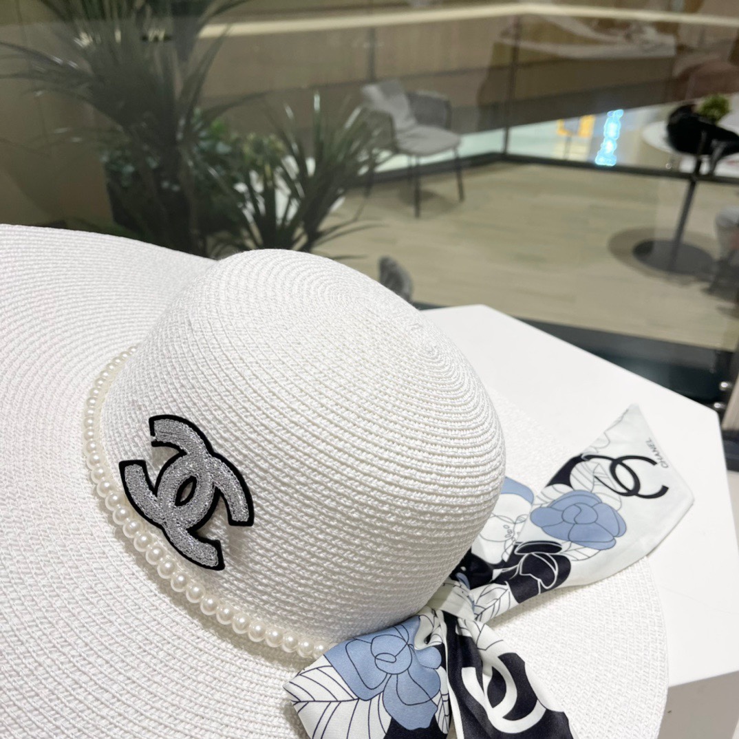  【DIOR迪奥】2023新款小香度假风大沿草帽，旅行必备，超好搭配，赶紧入手！