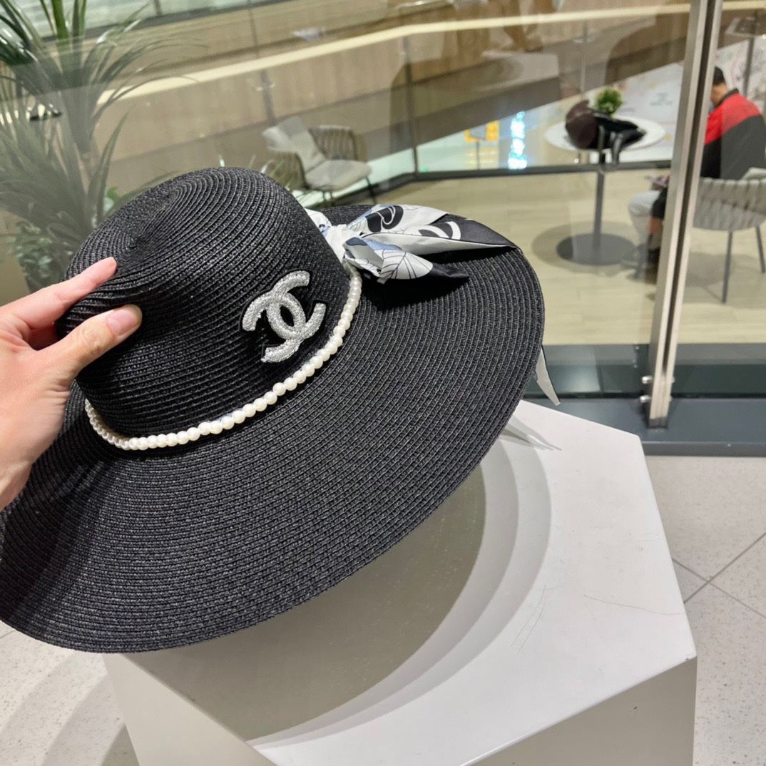  【DIOR迪奥】2023新款小香度假风大沿草帽，旅行必备，超好搭配，赶紧入手！
