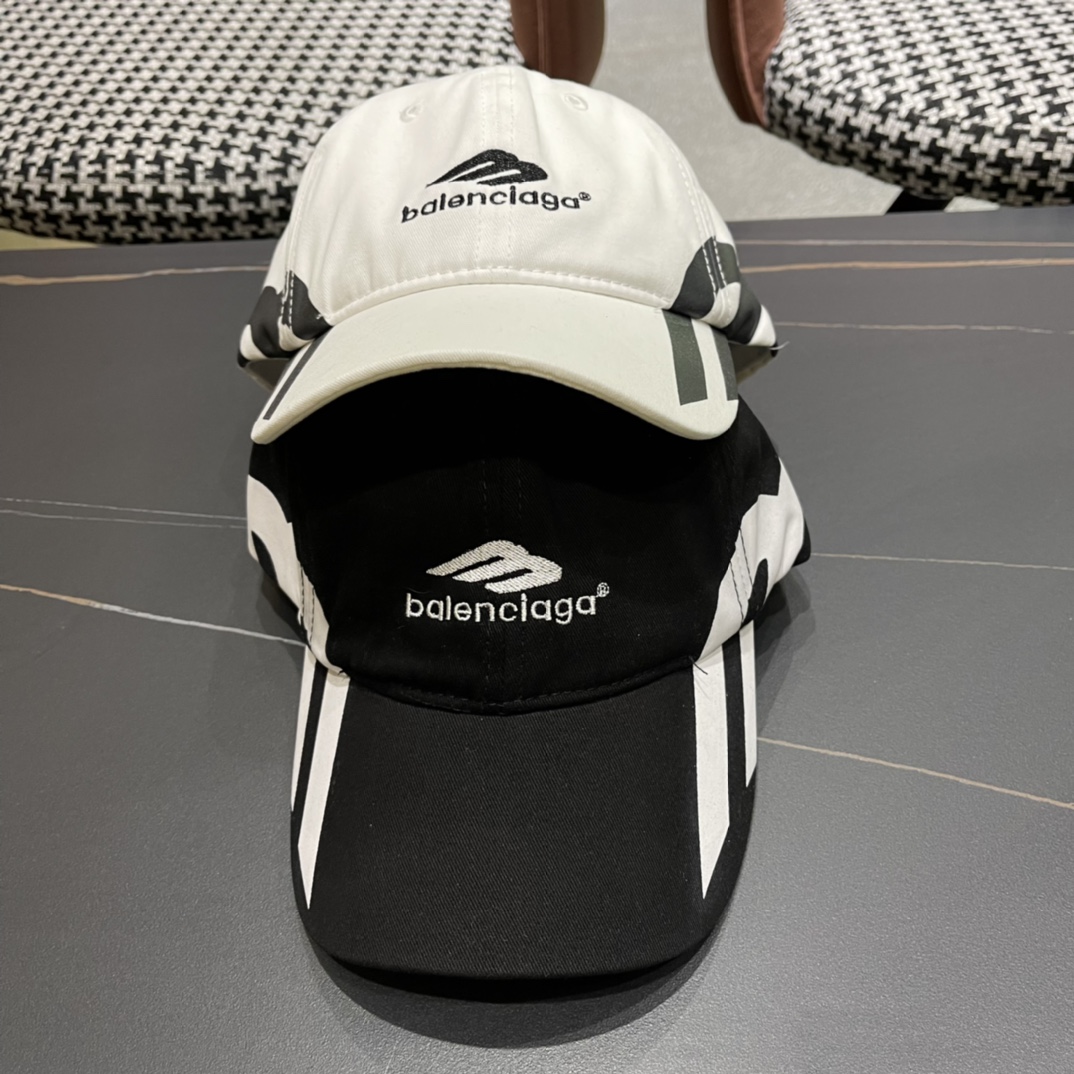 NO:193182,The new Balenciaga baseball cap, a very special hat, the effect is amazing!  Hat fisherman hat baseball hat knit hat, hat, balenciaga, espadrilles,hats19860909巴黎世家新款棒球帽,很特别的一款帽子 效果太棒啦！帽子渔夫帽棒球帽针织帽,帽子,balenciaga,espadrilles,hats,hat