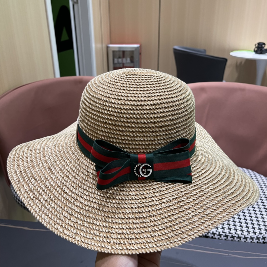 。Gucci古奇2024新款草帽，名媛风遮阳帽，蝴蝶结飘带，旅游出街必备