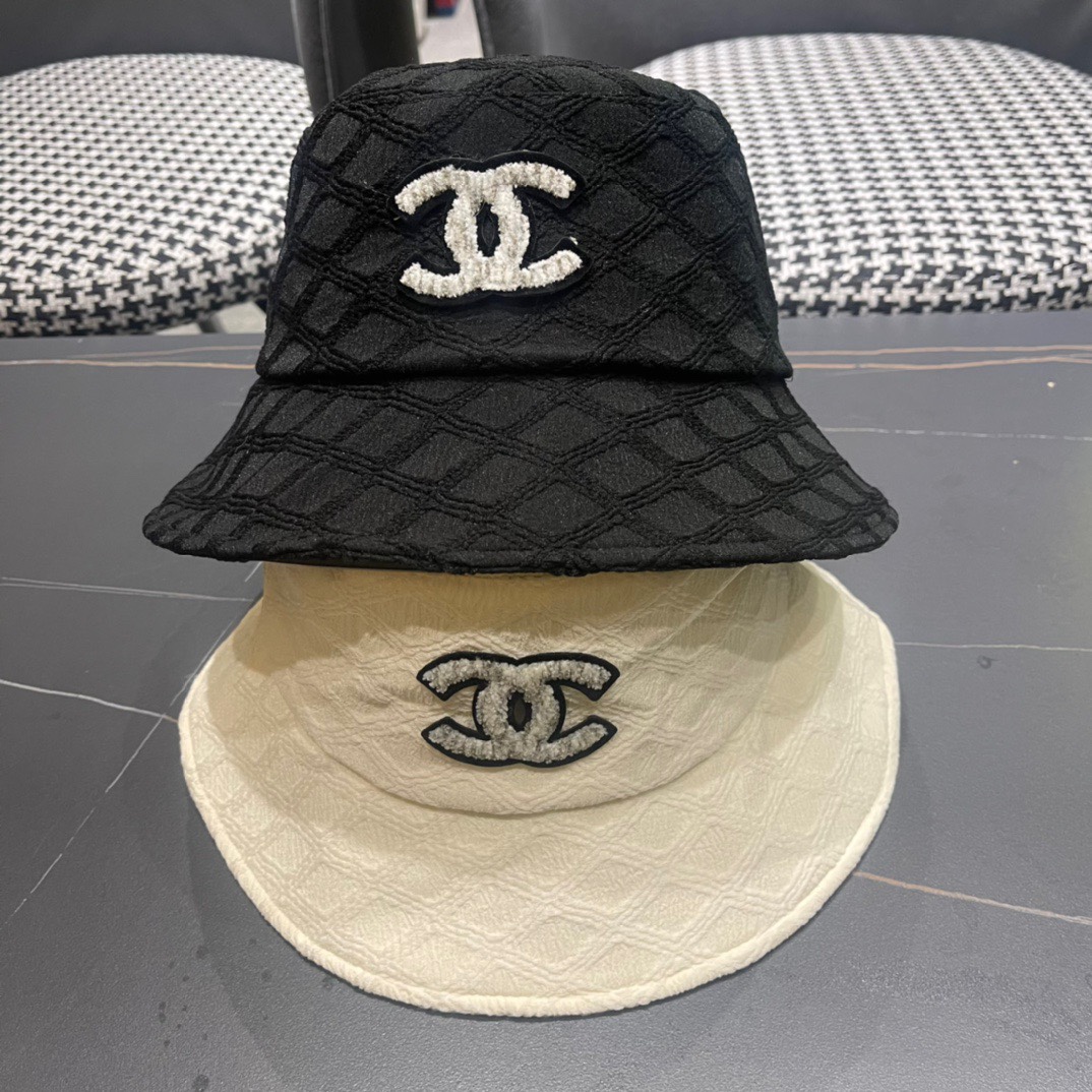 Chanel香奈儿 Sombrero de pescador de nueva colección de primavera 2024, clásico y ultraligero. Colores muy versátiles 🤞🏻…