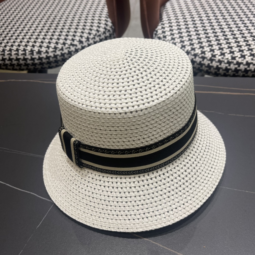 【DIOR迪奥】2026春夏新款草编遮阳草帽🤩沙滩风，简约大方，百搭单品～出街首选，新款帽型超美腻，新品上架