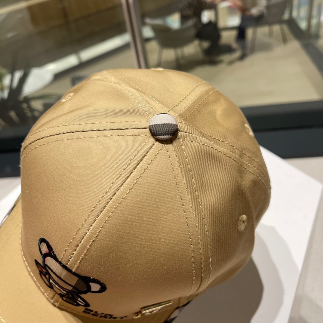 巴宝莉2022专柜新款刺绣棒球帽大牌同步超好搭配出货！