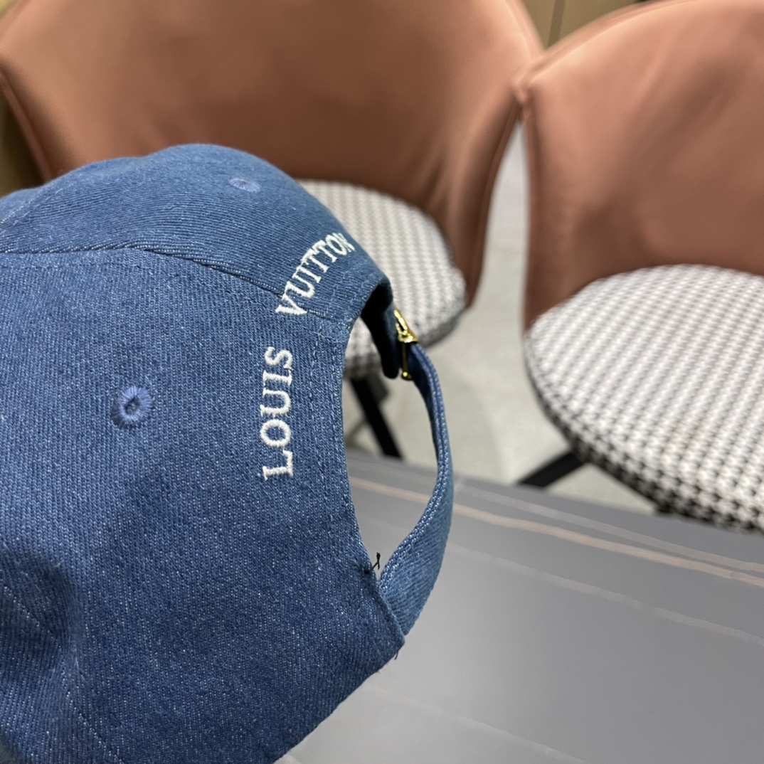 LV路易威登新款原牛皮棒球帽1:1开模订制小方格时尚帅气质量超赞基础头围56贴片可调节