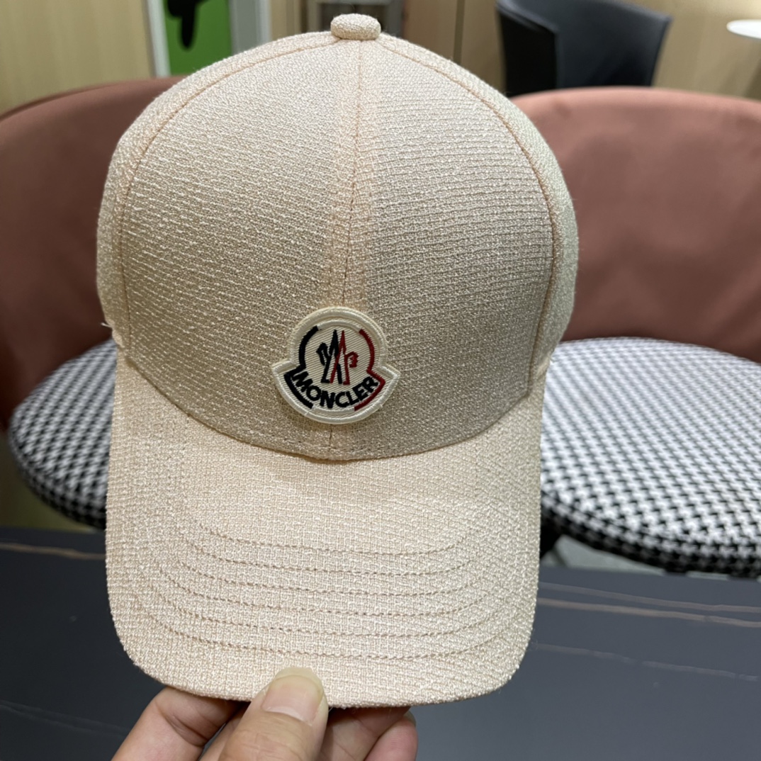 ，Moncler蒙口经典棒球帽，经典流行款轻盈透气！质量超赞，基础头围56，贴片可调节。