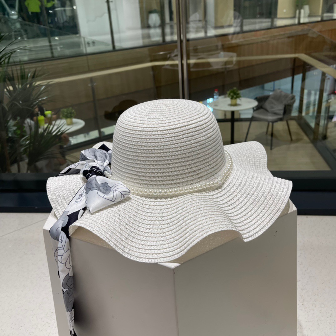 【CHANEL香奈儿】2026新款小香风草编度假风盆帽草帽，大牌风～出街旅行单品