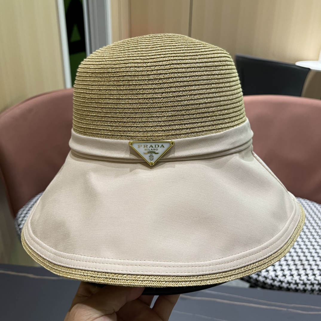 普拉达春新款渔夫帽，帽型很好，大脸型哦！出街必备