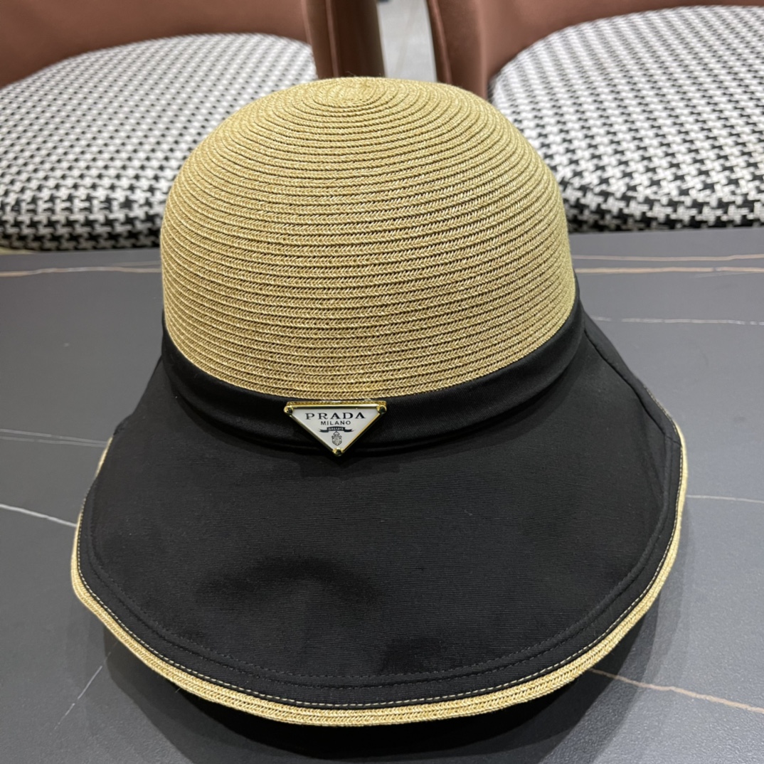 普拉达春新款渔夫帽，帽型很好，大脸型哦！出街必备