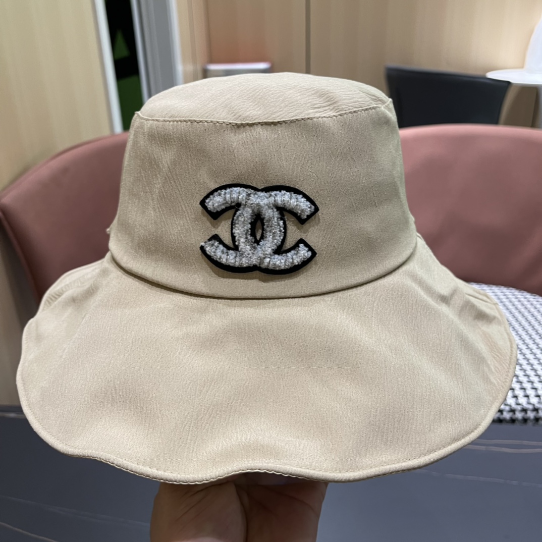  【Chanel香奈儿】早春新款大沿小香风渔夫帽质感满满
出街首选🌊