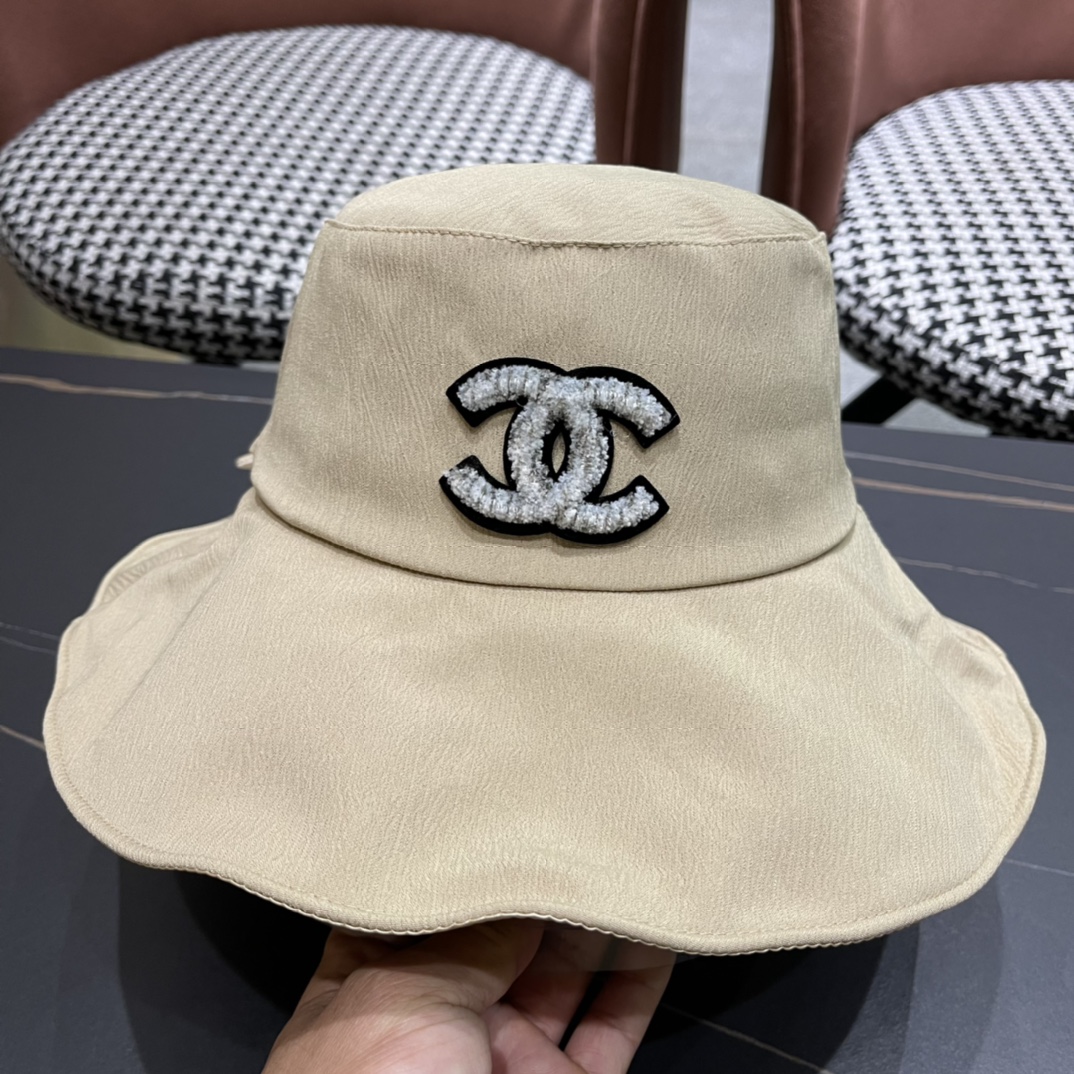  【Chanel香奈儿】早春新款大沿小香风渔夫帽质感满满
出街首选🌊
