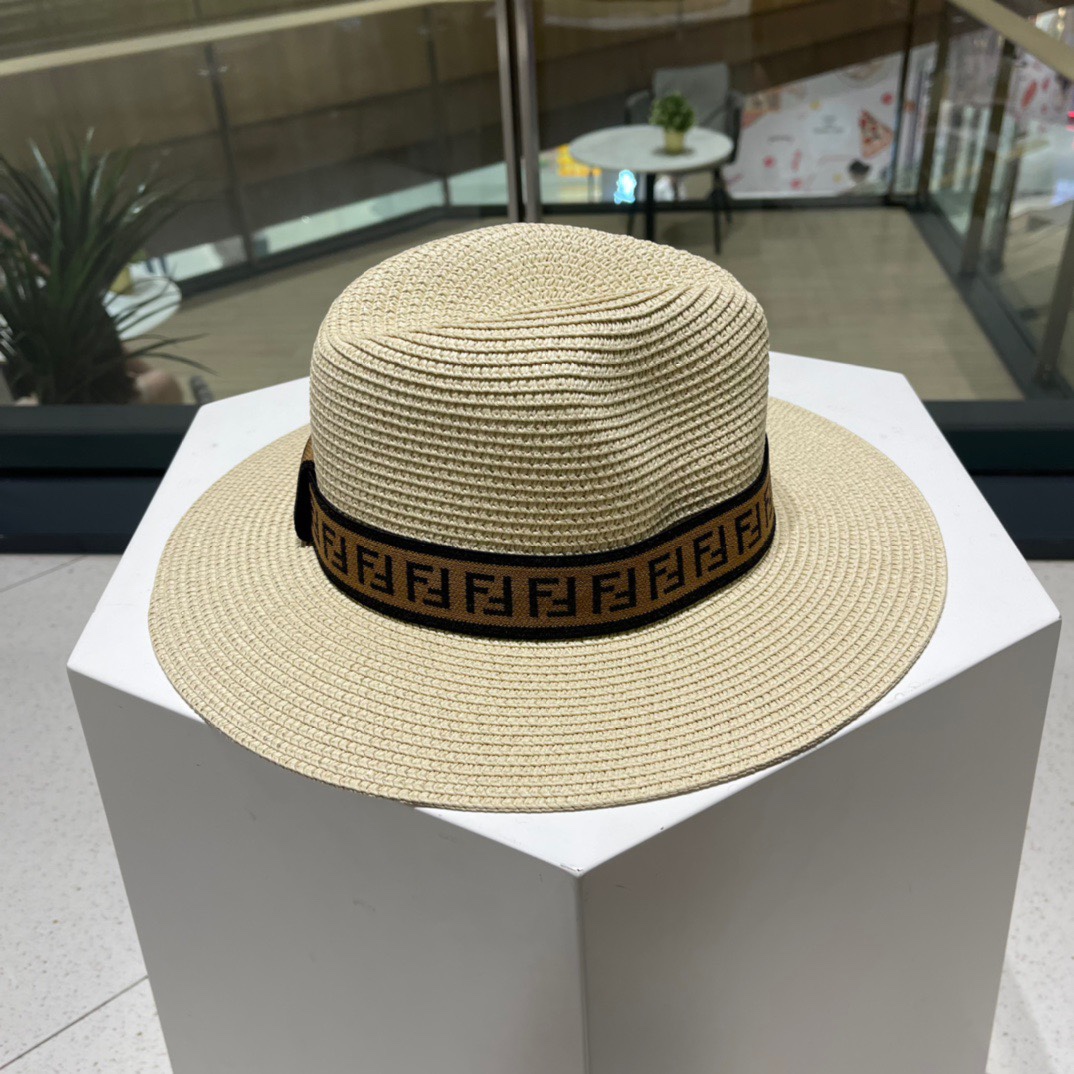 FENDI 芬迪新款草帽，拉菲草制作，拼老花FF面料，名媛必备，头围57cm