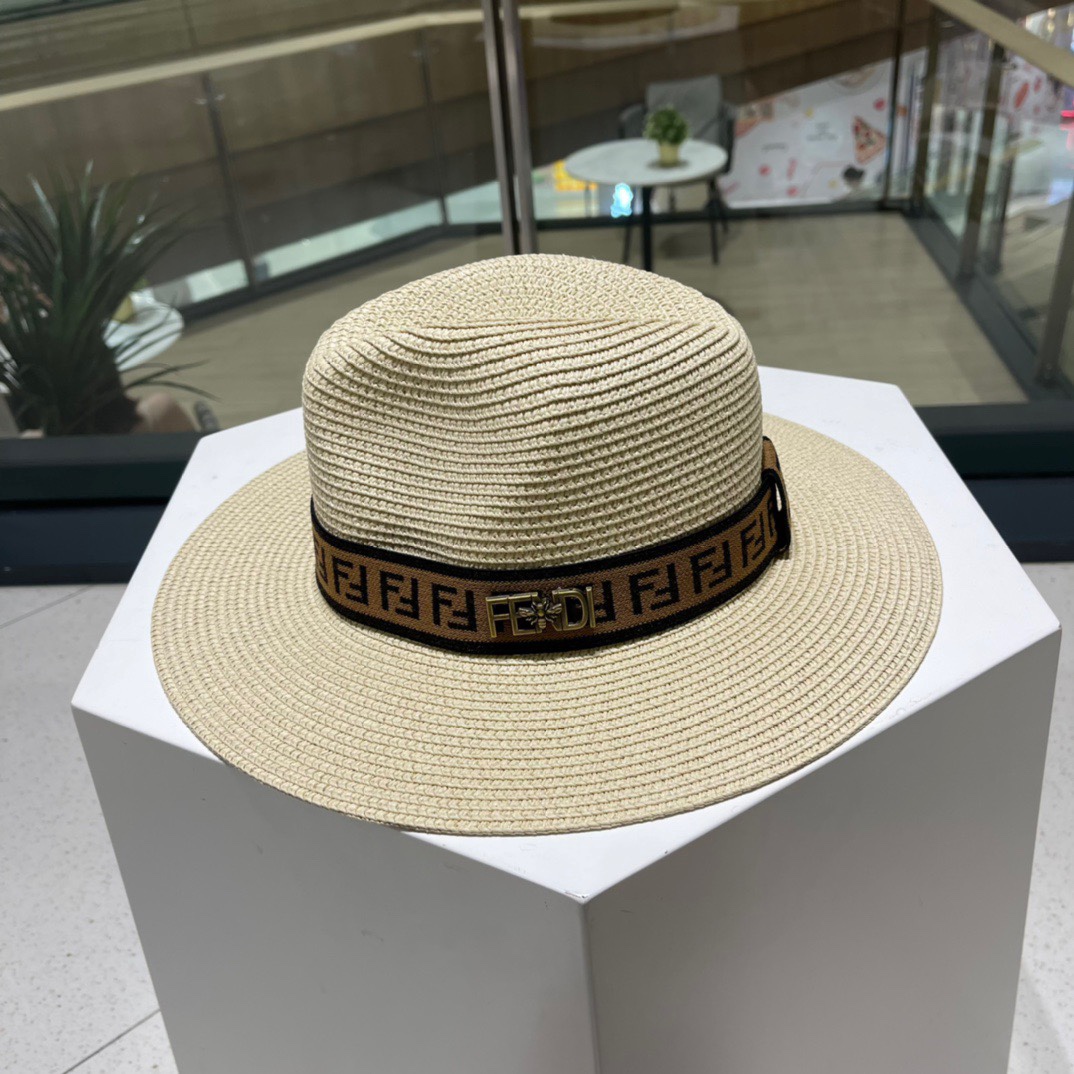 FENDI 芬迪新款草帽，拉菲草制作，拼老花FF面料，名媛必备，头围57cm