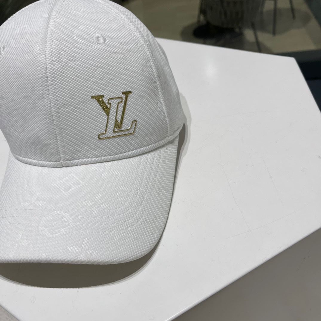 路易威登棒球帽LouisVuitton新款LV棒球帽高端大气百搭款男女通用！