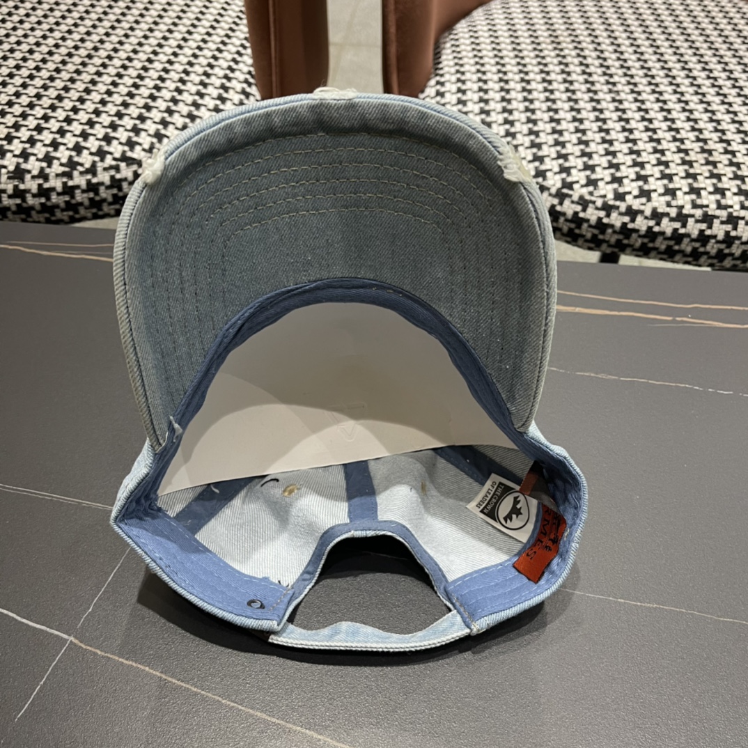  新款出货 HERMÈS (爱马仕)最新款牛仔棒球帽，时尚帅气质量超赞！