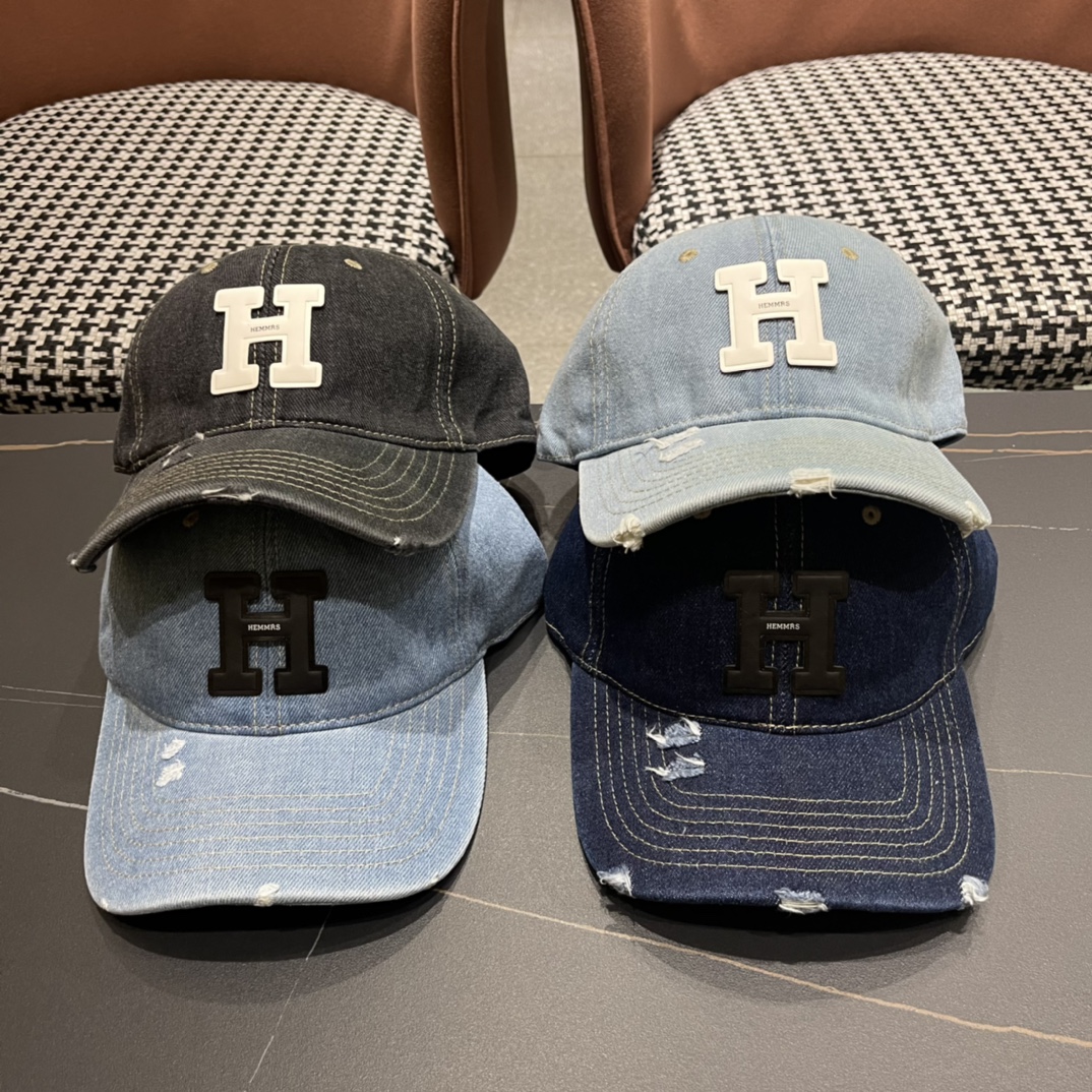 NO:195475,New models shipped HERMS (Hermes) latest denim baseball cap, fashionable, handsome and excellent quality!  Hat fisherman hat baseball hat knit hat, hat, hermes, hermes, espadrilles, hats19860909新款出货 HERMS (爱马仕)最新款牛仔棒球帽,时尚帅气质量超赞！帽子渔夫帽棒球帽针织帽,帽子,hermes,hermes,espadrilles,hats,hat
