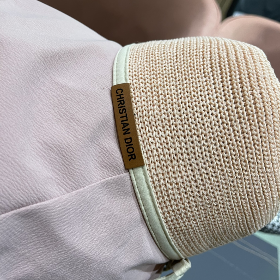  DIOR迪奥 2女款2024新款夏天透气防晒遮阳帽显脸小