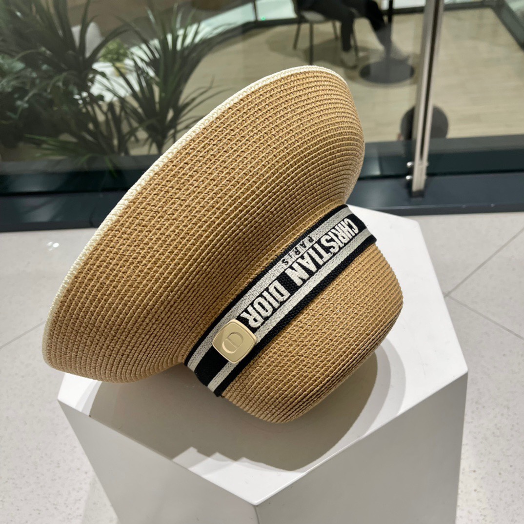 【DIOR迪奥】早春新款韩版休闲大帽檐草编遮阳草帽🤩沙滩风，简约大方，百搭单品～出街首选，新款帽型超美腻