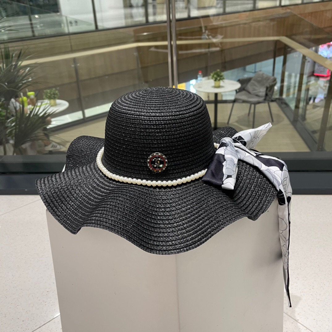 【CHANEL香奈儿】2026新款小香风草编度假风盆帽草帽，大牌风～出街旅行单品