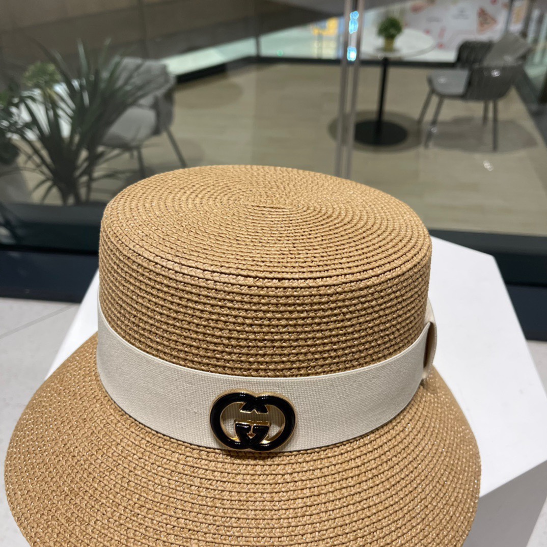 Gucci古奇草帽纯手工钩织重工设计风格沙滩帽大草帽头围57cm