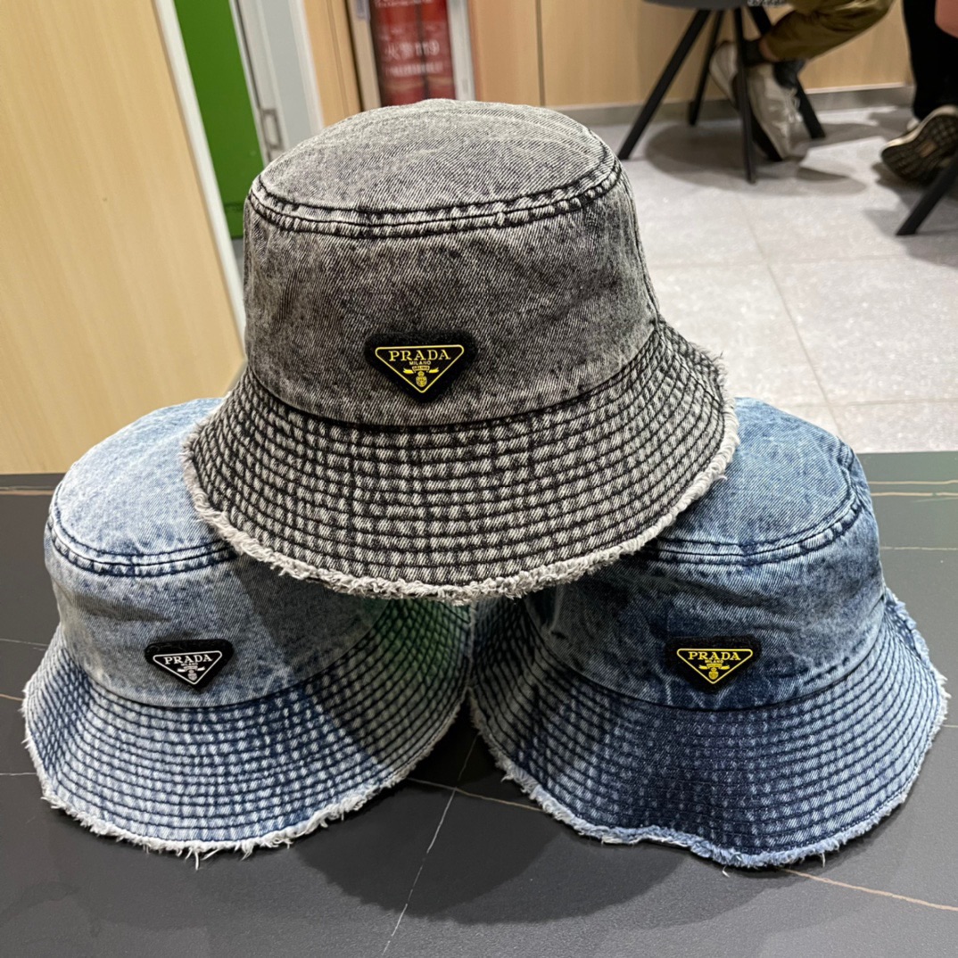 NO:197966,pr@da Prada denim inverted triangle baseball cap Star wash cowboy color, same style on the show, soft and comfortable fabric, versatile casual style, close your eyes!  Hat fisherman hat baseball hat knit hat, hat, prada, espadrilles, hats19860909pr@da 普拉达牛仔布倒三角棒球帽 星星洗水牛仔色,秀场同款,面料柔软舒适 百搭休闲款,闭眼入！帽子渔夫帽棒球帽针织帽,帽子,prada,espadrilles,hats,hat